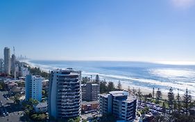 Ambience On Burleigh Beach